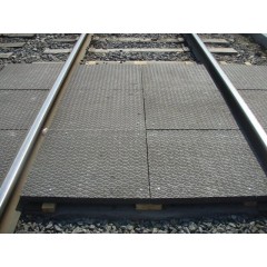 Резинокордовый железнодорожный настил 1582х1092х256х551х1092х256 мм